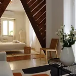 Lisbon City Villa 招待所 3*